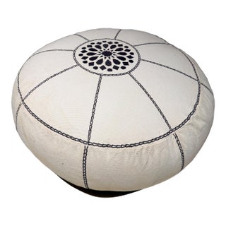 Vintage Modern White Moroccan Fabric Pouf Geometric Medallion For Sale