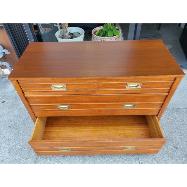 Vintage Thomasville Dresser For Sale - Image 13 of 17