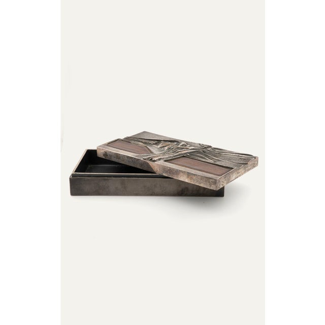 Mid-Century Modern Italian Mid-Century Bronze and Enamel Box by Del Campo For Sale - Image 3 of 4