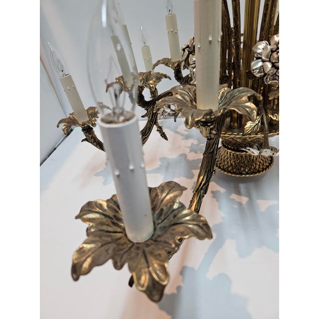 Hollywood Regency Twelve Light Brass Wheat Sheaf Chandelier For Sale In New York - Image 6 of 8