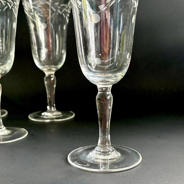 Vintage Willow Moon Water Gobblets, Set of 6 - By Pioneer - Mid Century Etched Tall Wine Champagne Glasses For Sale In Miami - Image 6 of 10