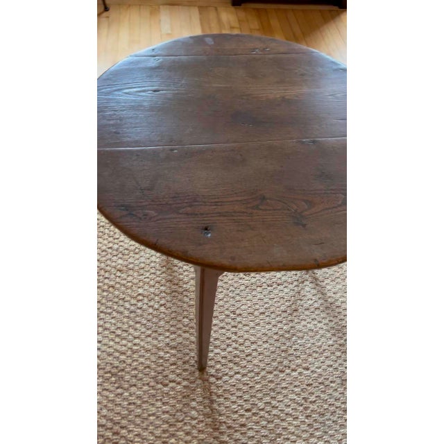 18th Century Georgian English Elm Cricket Table With Scalloped Apron For Sale - Image 11 of 11