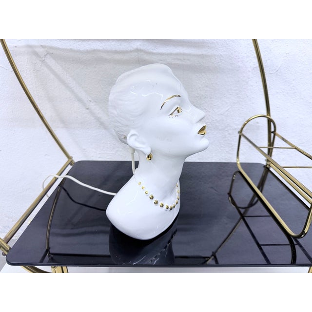White Italian Table Lamp with a Womans Head Made of Ceramic, 70s/80s Design, 1970s For Sale - Image 8 of 15