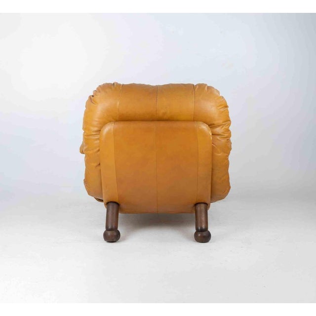 1970s Vintage Leather Armchair by E. Cobianchi for INSA, Italy, 1970s For Sale - Image 5 of 10