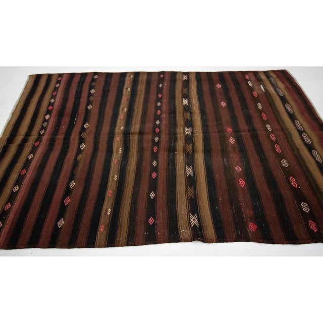 Contemporary 1960s Vintage Striped Turkish Wool Kilim Rug- 5′6″ × 8′6″ For Sale - Image 3 of 7
