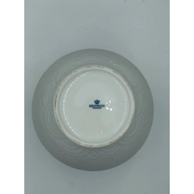 Heinrich & Co. Late 20th Century Art Deco Heinrich Scalloped Porcelain Vase For Sale - Image 4 of 5