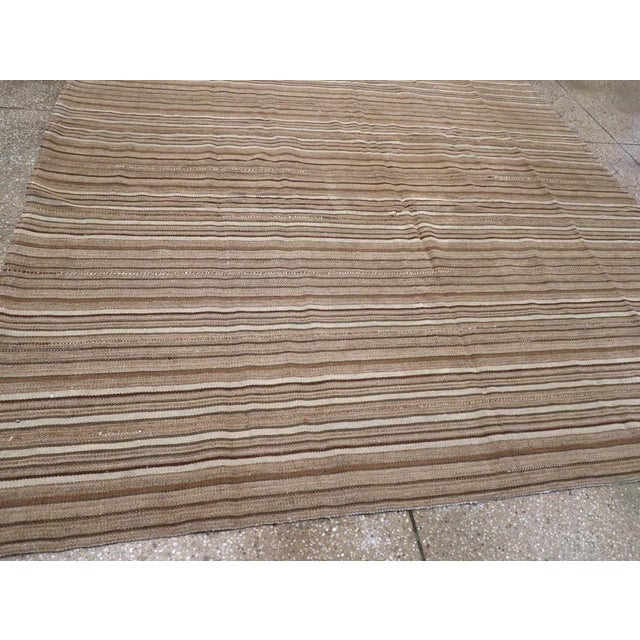 Galerie Shabab Collection Mid-20th Century Turkish Flatweave Kilim Accent Rug For Sale In New York - Image 6 of 8