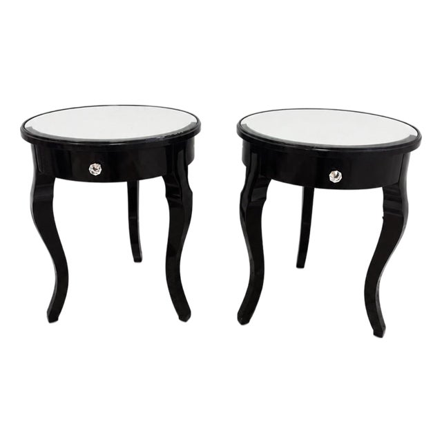 Pair of Vintage Black Lacquer Round Side Tables With Beveled Mirrored Tops, Ralph Lauren Mayfair Style For Sale