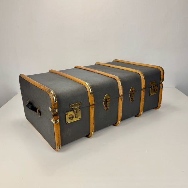 Vintage Steamer Trunk Case, 1940s For Sale - Image 11 of 11