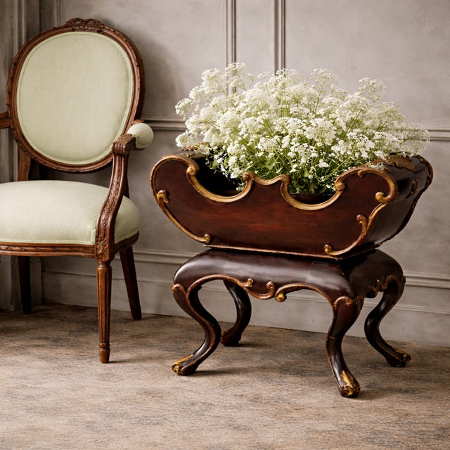 Late 19th Century Italianate Rococo Revival Mahogany Jardinière on Stand, C. 1900 For Sale - Image 5 of 9