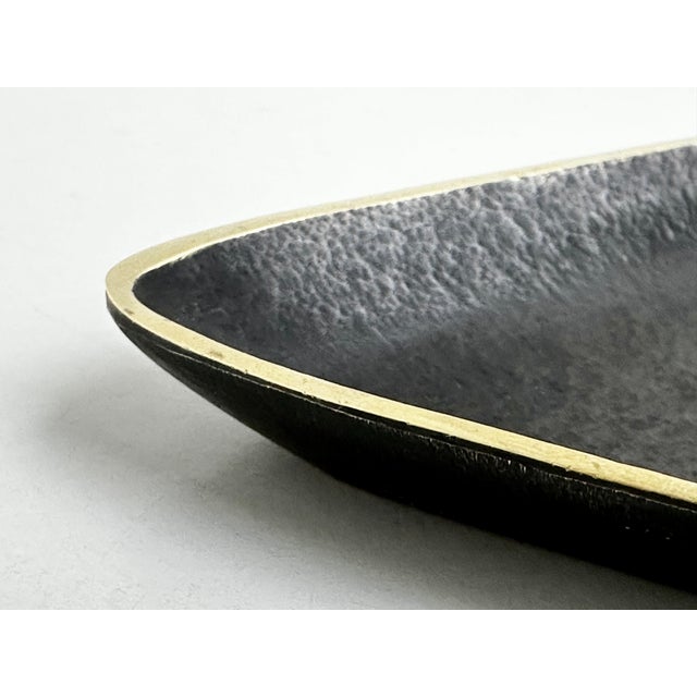 Metal Brass Bowl in the style of the Hagenau Workshops, Austria, 1950s For Sale - Image 7 of 15