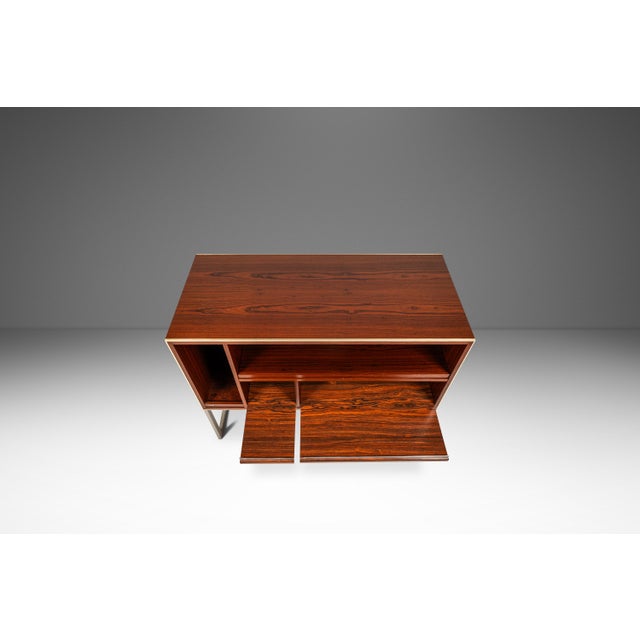Mid-Century Modern MCM Record Media Console Model Mc30 in Rosewood by Jacob Jensen for Bang & Olufsen, Denmark, C. 1970's For Sale - Image 3 of 17