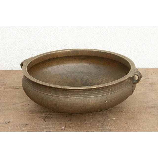 Antique Traditional Kerala Handled Urli Vessel For Sale - Image 4 of 9
