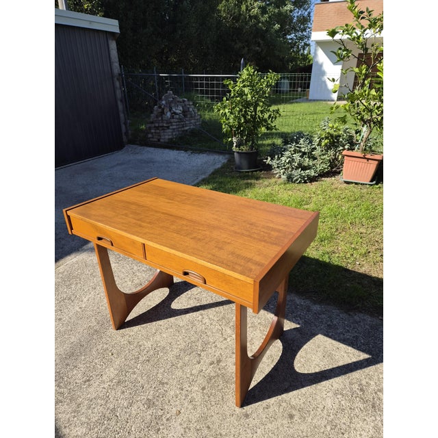 Wood Vintage Teak Desk attributed to R. Bennett for G-Plan, 1970s For Sale - Image 7 of 15