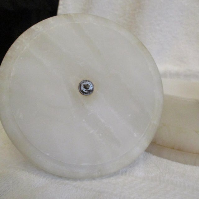 Art Deco Vintage Art Deco Alabaster Powder Box For Sale - Image 3 of 10