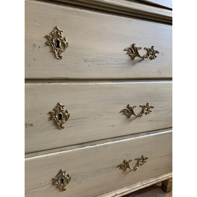 Antique Swedish Painted Rococo Vitrine, 1770 For Sale - Image 12 of 16