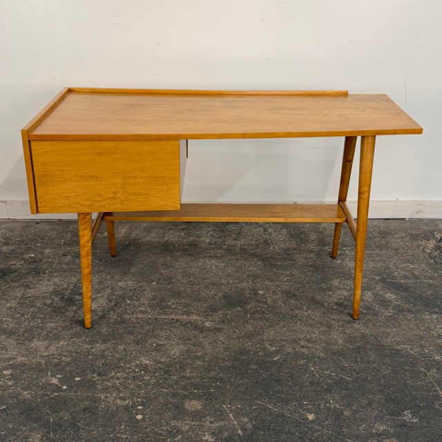 This exceptional Swedish Modern desk by Edmund Spence exemplifies the refined craftsmanship and restrained elegance for...
