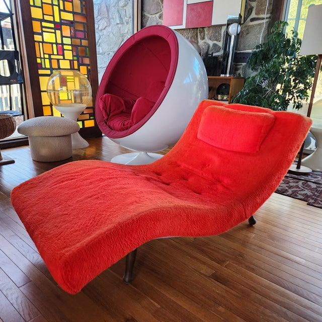 Vintage Mid-Century Modern Wave Chaise Lounge in Orange-Red Plush Upholstery, Adrian Pearsall Style For Sale - Image 16 of 16