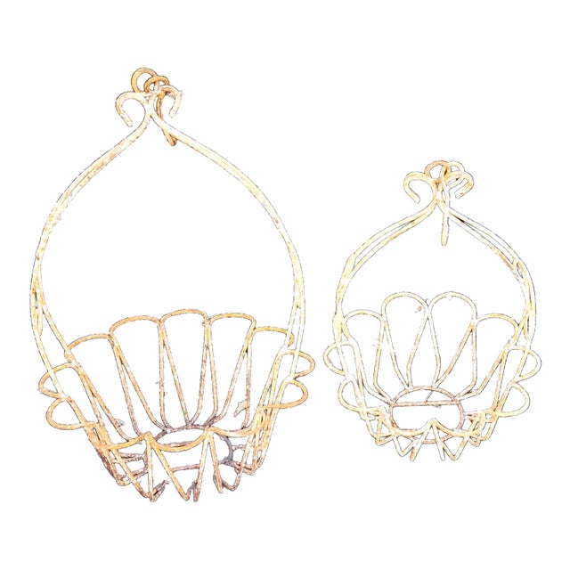 Late 20th Century Wrought Iron Antiqued Garden Planters - Set of 2 For Sale