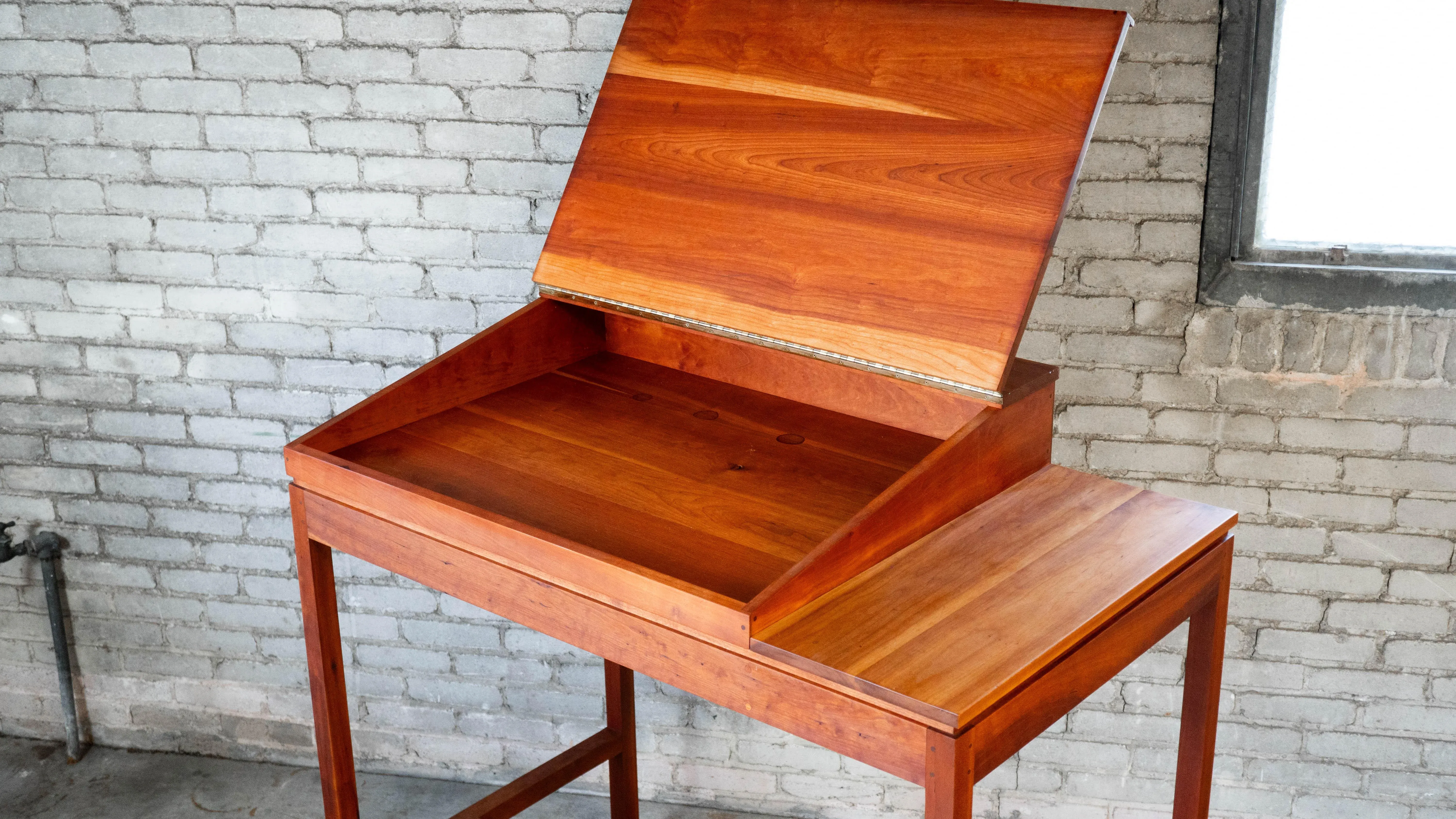 1990s Vintage Thos Moser Attr. Cherry Wood Standing Drafting Desk