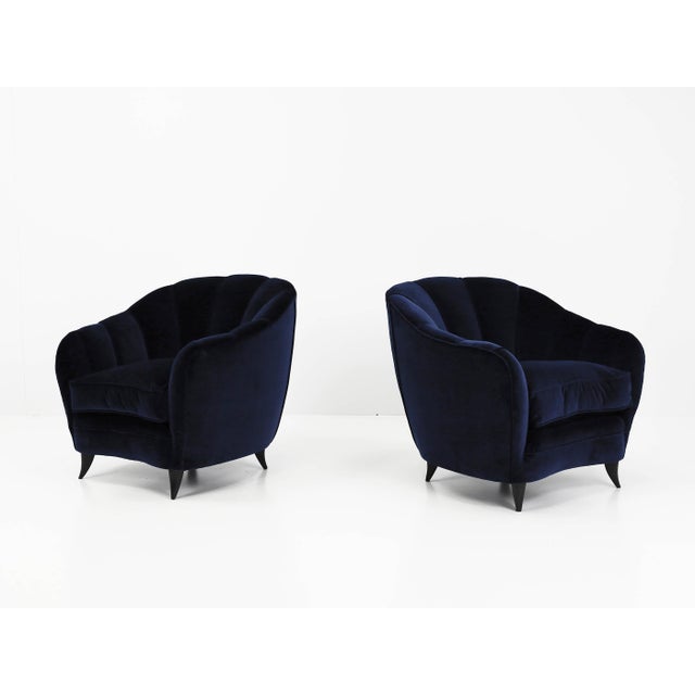 Brutalist Mod. Shell Chairs in Deep Blue Velvet by Gio Ponti for Case E Giardini, Italy, 1950, Set of 2 For Sale - Image 3 of 16