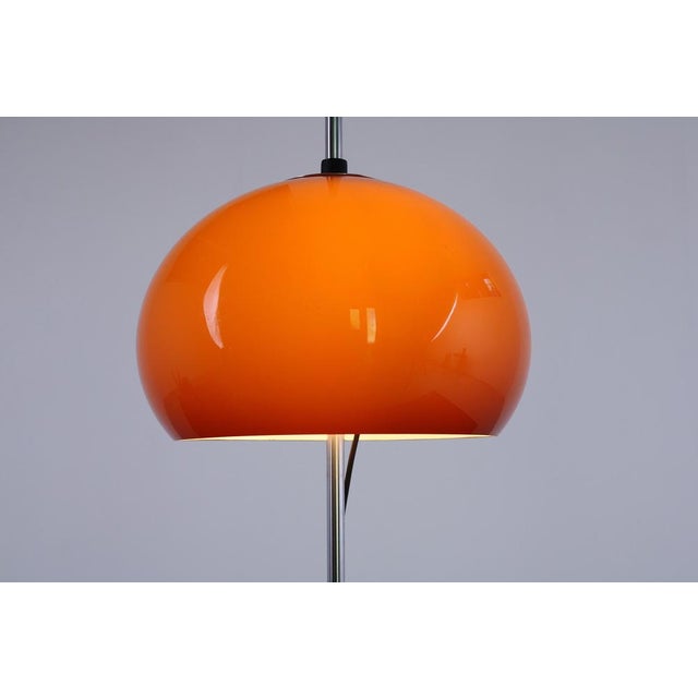 Guzzini Amber Adjustable Mushroom Table Lamp from Guzzini, 1970s For Sale - Image 4 of 17