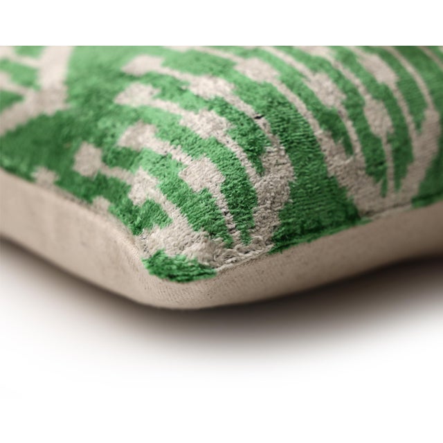 Mid-Century Modern Handwoven Green Ikat Silk Velvet Pillow 20x20 Inch | Luxury Organic Decorative Throw Pillow For Sale - Image 3 of 8