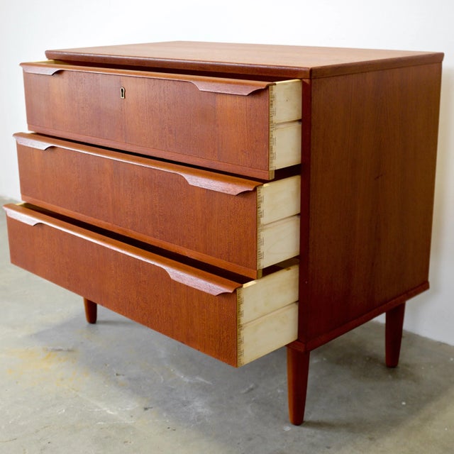 Brown Danish Teak 3 Drawer Dresser / Chest of Drawers / Nightstand For Sale - Image 8 of 9