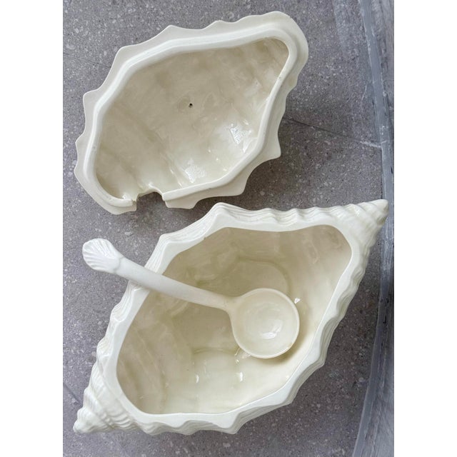 Mid 20th Century 1960’s Vintage White Porcelain Conch Shell Lidded Soup Tureen With Matching Ladle For Sale - Image 5 of 12