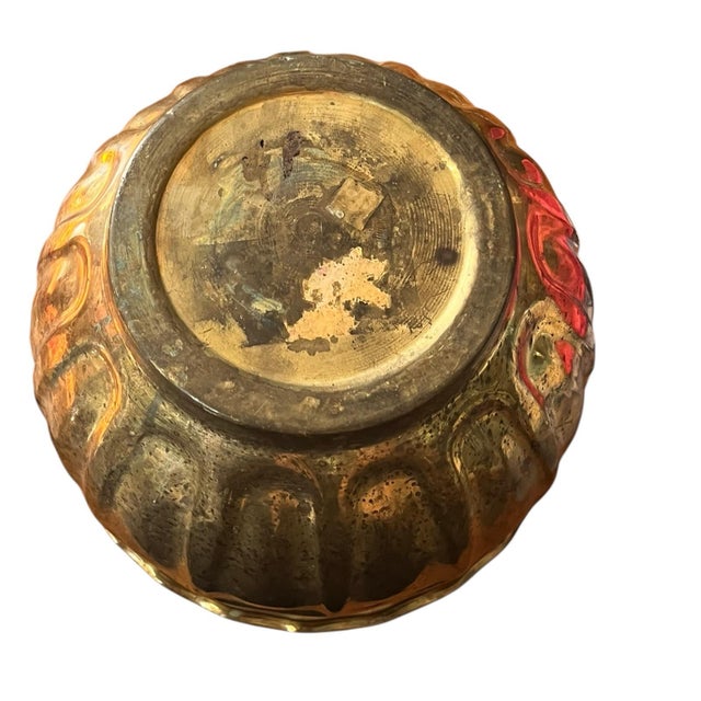 Vintage Mid Century Hammered Brass Planter Flower Cachepot Jardiniere Farmhouse Baroque Traditional Victorian Bohemian Gold For Sale - Image 4 of 4