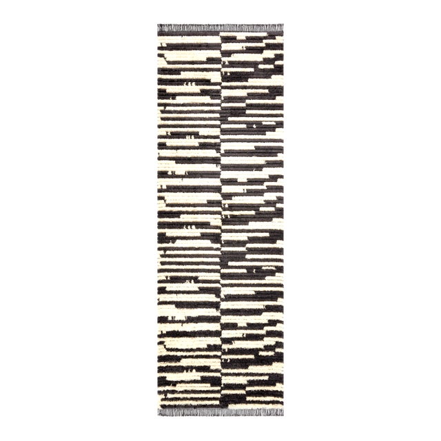 Chris Loves Julia x Loloi Alice Rug Cream / Charcoal Graphic 2'-7" x 12'-0" Runner Rug For Sale