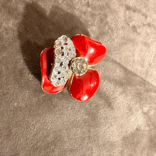 1970s 1970s Costume Jewelry Brilliant Red Clip-on Earrings by Valentino For Sale - Image 5 of 12