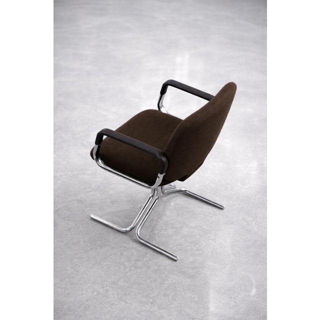 Mid-Century Modern German Modern Brown Fabric and Aluminum Chairs by Herbert Hirche for Mauser Werke Waldeck, 1970s, Set of 2 For Sale - Image 4 of 18