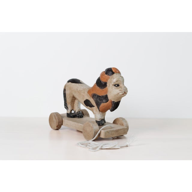 Early 20th Century Hand-Carved Painted Wood Lion Pull Toy on Wheeled Platform For Sale - Image 14 of 17