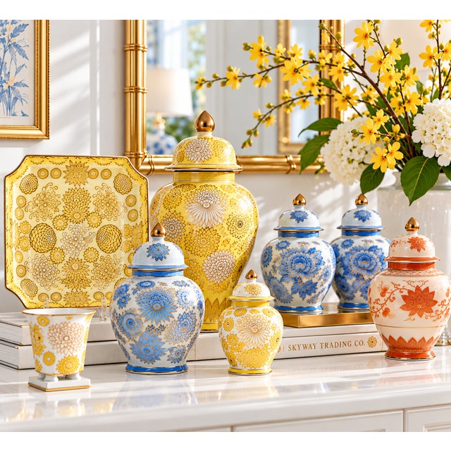 1970s Vintage 6-Inch Hand-Painted Blue Chrysanthemums Ginger Jar For Sale - Image 5 of 7