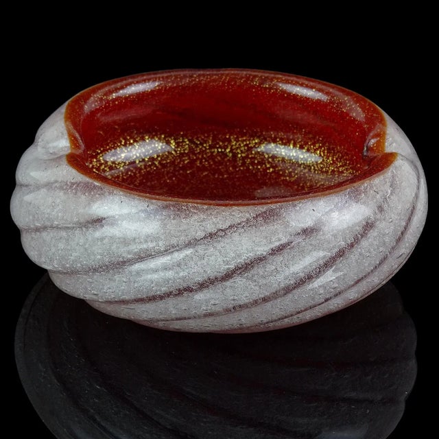 Murano Vintage Murano Seguso Vetri d'Arte Gold Flecks Red Pulegoso Technique Italian Art Glass Ashtray Bowl For Sale - Image 4 of 8
