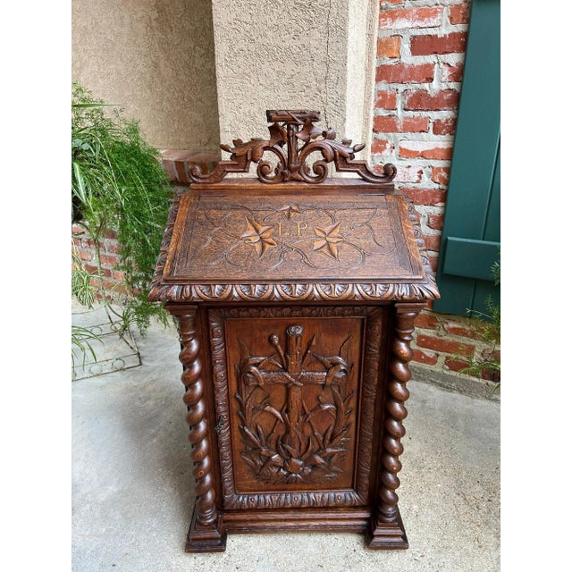 Wood Antique French Altar Lecturn Gothic Bible Box Podium Sacristy Cabinet Carved Oak For Sale - Image 7 of 18