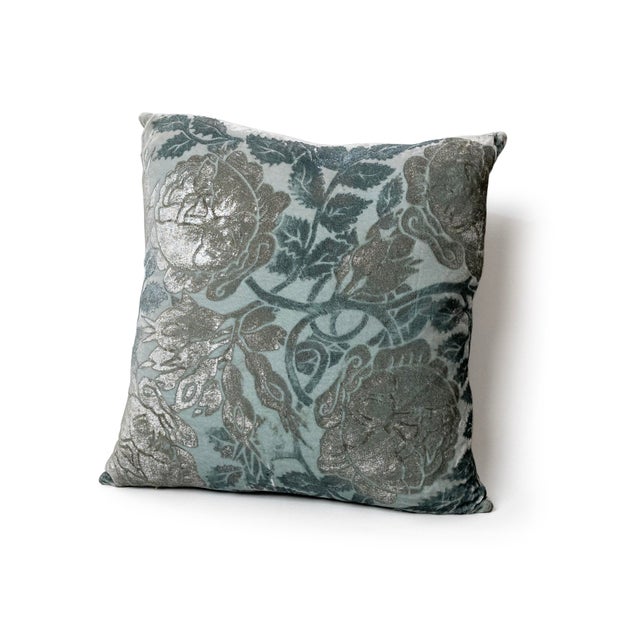 Pair of Hand-Painted Venetian Velvet Roses Pillow For Sale - Image 10 of 15