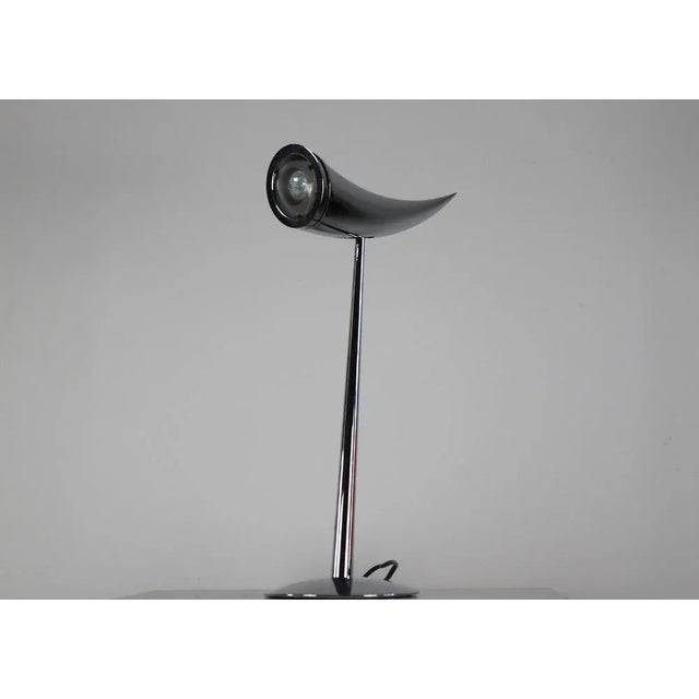 Postmodern Ara Table Lamp in Polished Chromed Metal by Philippe Starck for Flos, Italy, 1988 For Sale - Image 3 of 10