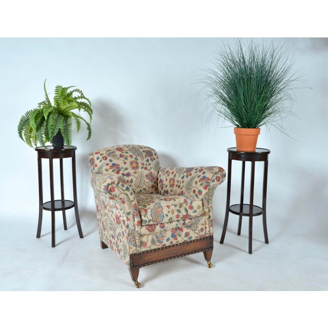 Antique English Mahogany Birch Wood Plant Stands, 1900s, Set of 2 For Sale - Image 5 of 14