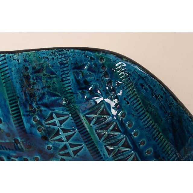 Italian Rimini Blu Glazed Leaf-Form Ceramic Vide Poche by Aldo Londi for Bitossi For Sale - Image 14 of 18