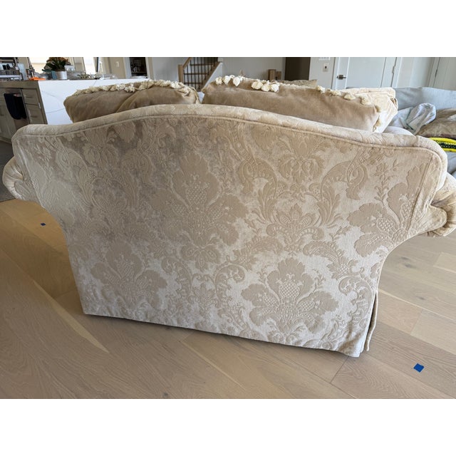 Late 20th Century Beautiful Vanguard Camel‑Back Loveseat – Plush, Cozy, and Timeless For Sale - Image 10 of 13