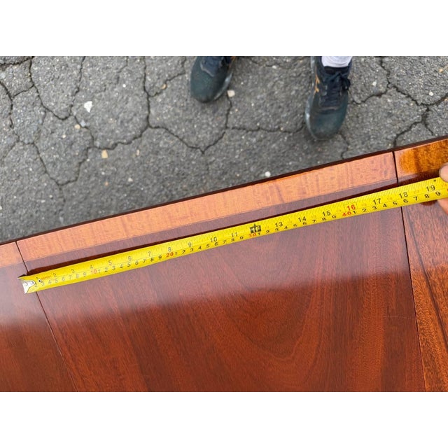 Vintage Regency Style Cross Banded Mahogany Dining Table With 2 Leaves by Biggs Furnture For Sale - Image 12 of 18