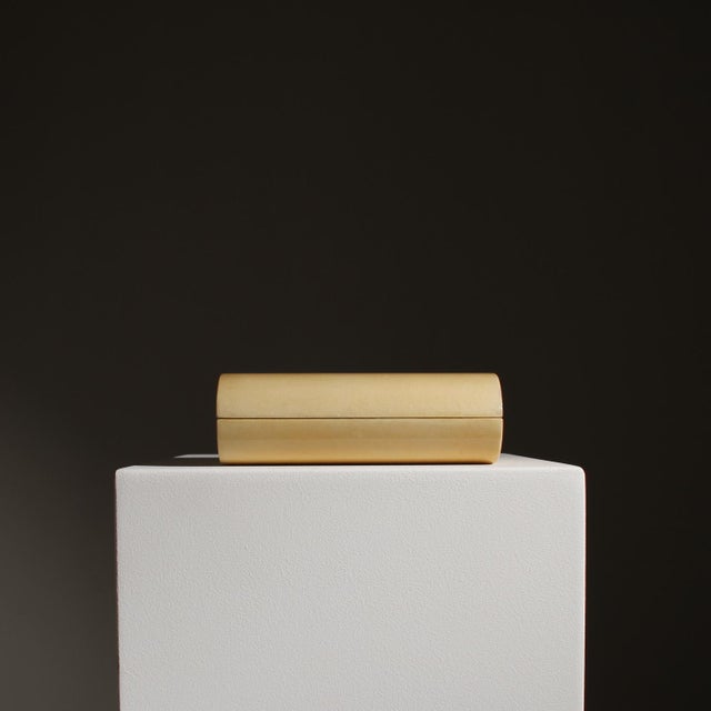 Animal Skin Lacquered Goatskin Parchment Box by Aldo Tura, Italy, 1970s For Sale - Image 7 of 14