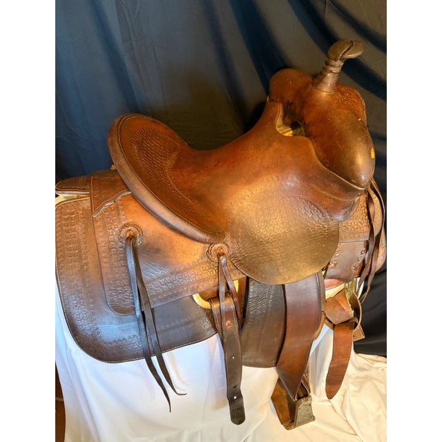 1920s Vintage 1920s American Western Saddle H.H.Heiser For Sale - Image 5 of 8