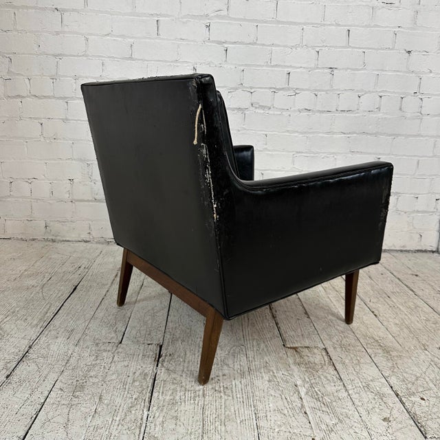 Mid 20th Century Mid Century Modern Black Vinyl Lounge Chair With Walnut Base Milo Baughman Style For Sale - Image 5 of 12