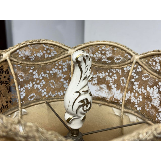 Early 20th Century Italian Capodimonte Style Table Lamp With Original Lamp Shade For Sale - Image 4 of 12