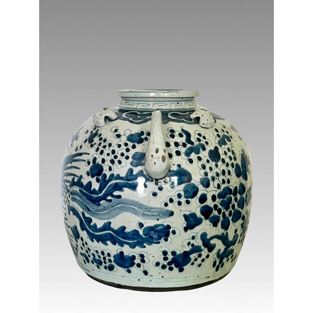 Rare 19th. Century Large Chinese Blue and White Phoenix (Wine) Vessel / Pot For Sale In Tampa - Image 6 of 14