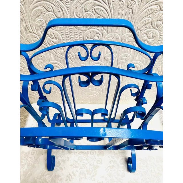 1950s Vintage Mid Century Blue Enameled Scrolled Iron and Flowers Magazine Rack For Sale - Image 5 of 12