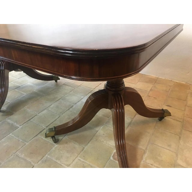 19th Century English Mahogany Double Pedestal Extending Dining Table For Sale - Image 4 of 11